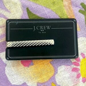 Nwt J. Crew Factory tie clip bar silver tone